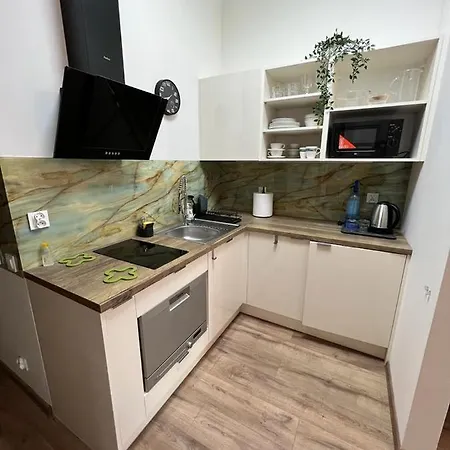 Vip Locum Hanza Appartement *