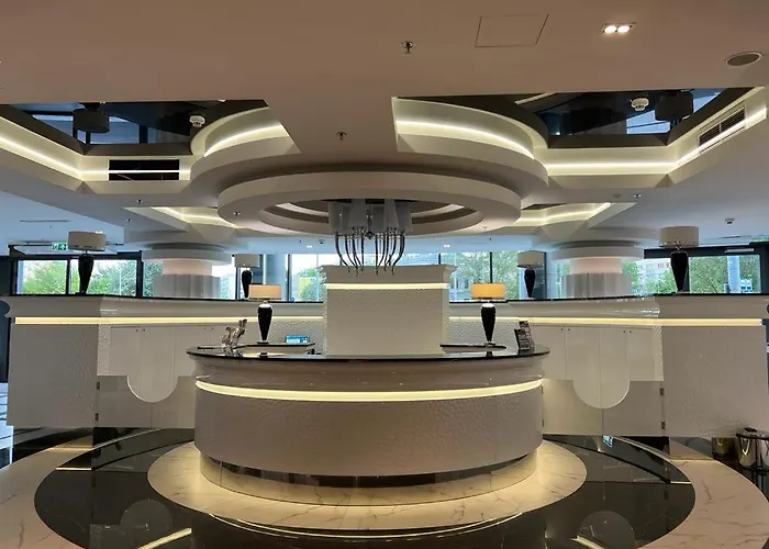 アパート Vip Locum Hanza