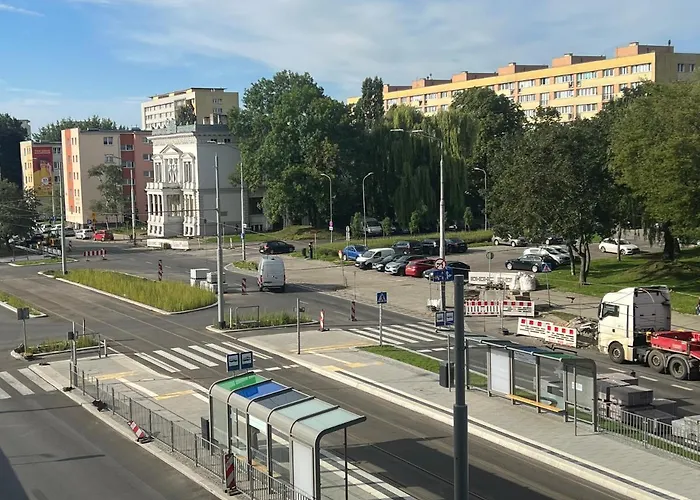 Vip Locum Hanza アパート *